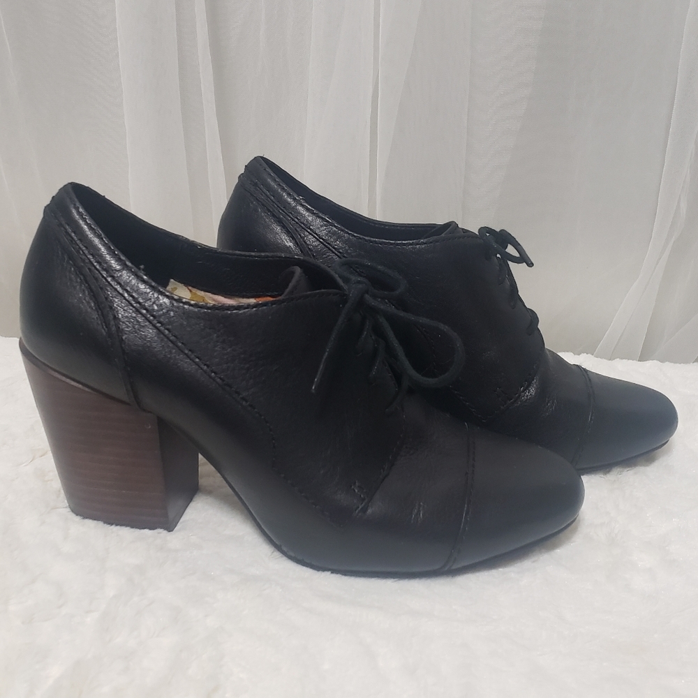 Fossil Black Leather Heeled Booties Sz 8 - Picture 3 of 16